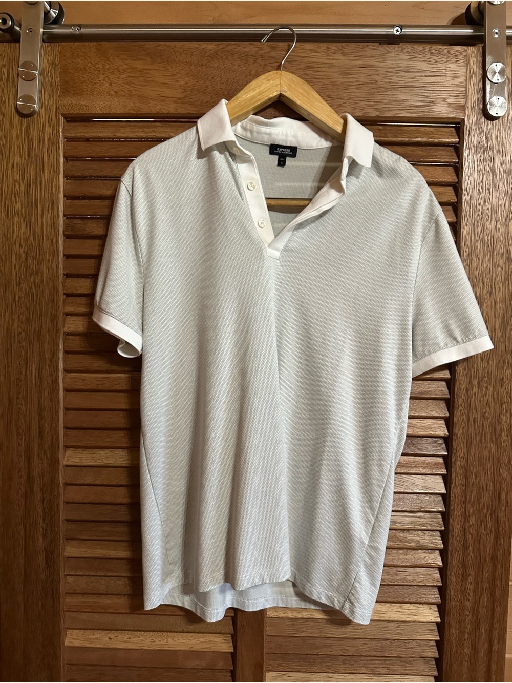 Express Men’s Off-White Polo Shirt with Short Sleeves